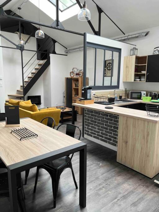 Loft Relais Coeur De France Villa วีเยร์ซง ภายนอก รูปภาพ